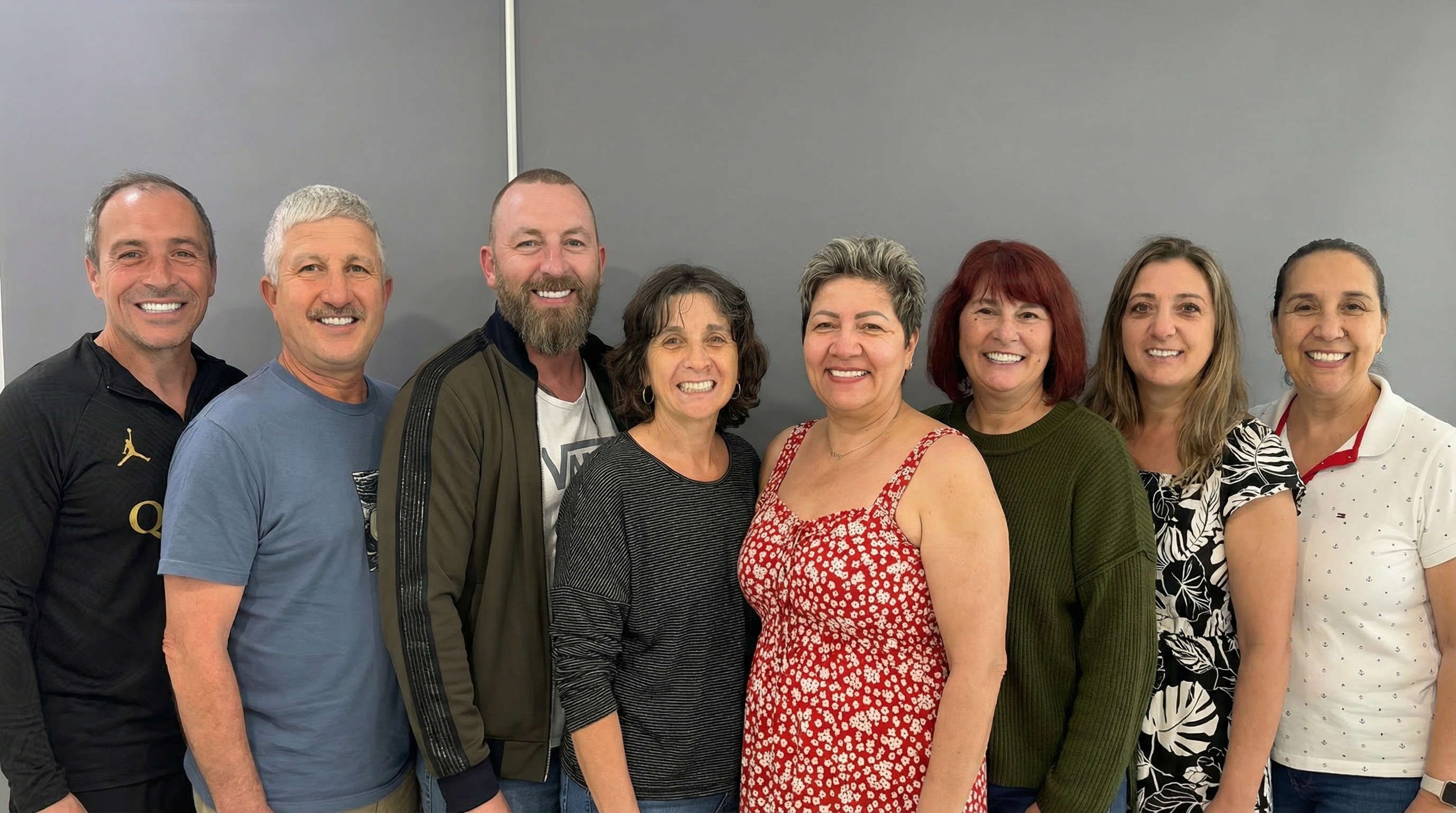 Pacienți fericiți cu zâmbete perfecte